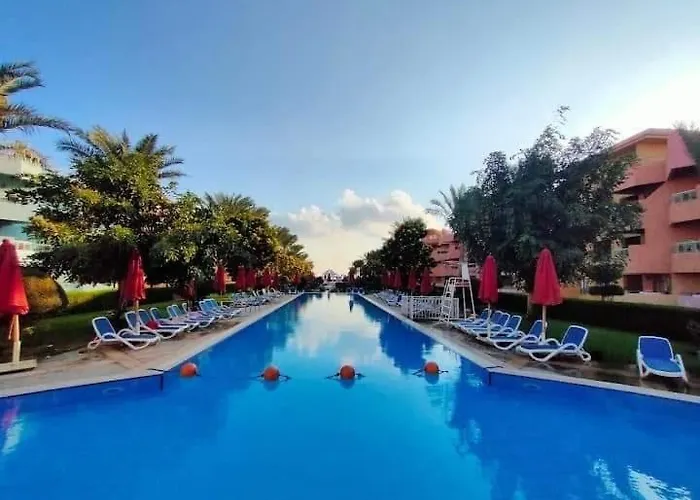 Porto South Hospitality Family Only 4*